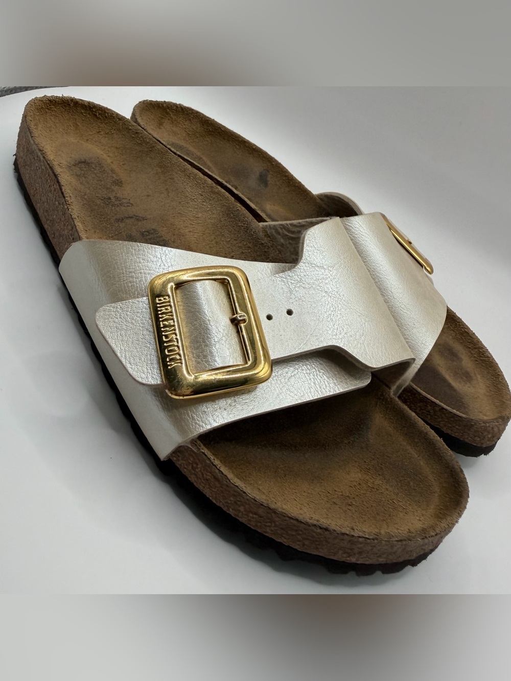 Birkenstock Catalina Luxe pearl Metallic Buckle Slide Sandals